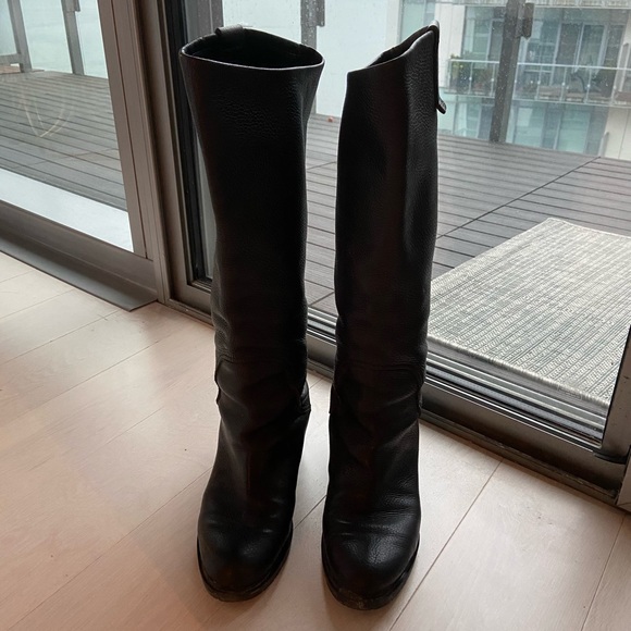 Vicini (Italian) Leather Boots - Picture 2 of 4